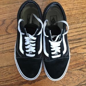 Black and white Old skool vans